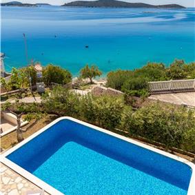 4 Bedroom Villa with Pool near Milna, Brac Island Sleeps 8 